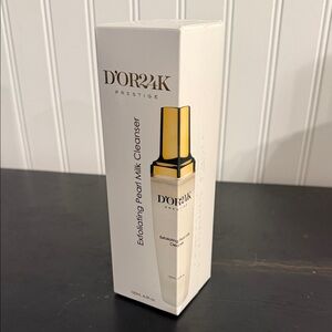 Exfoliating Pearl Milk Cleanser